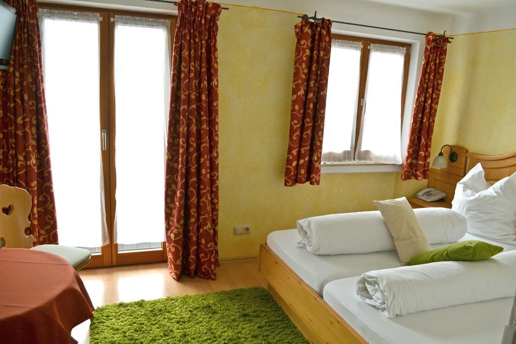 Hôtel Gasthof Berghupferl à Oberaudorf Chambre photo